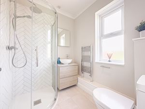 Photo 33- click for photo gallery